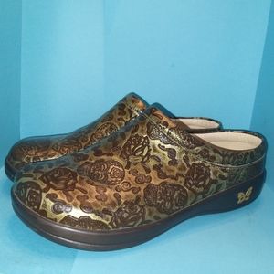 Alegria sugar skull clogs metallic gold 10.5 11 41